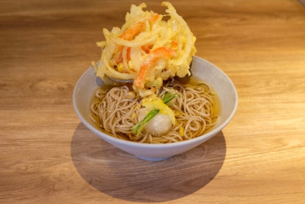 季節野菜のかき揚げ蕎麦